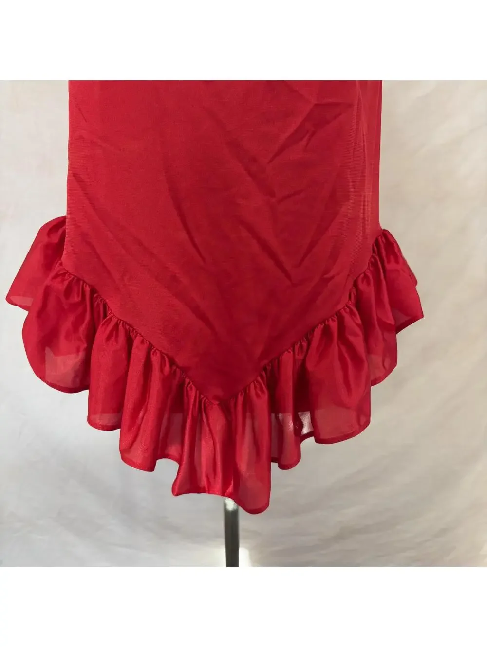 Red heart detail sheet front ruffled lingerie top/gown vintage 90s